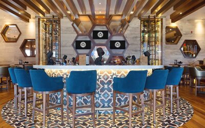 Sandman Signature Calgary Airport Hotel