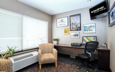 Sandman Hotels & Suites Calgary West