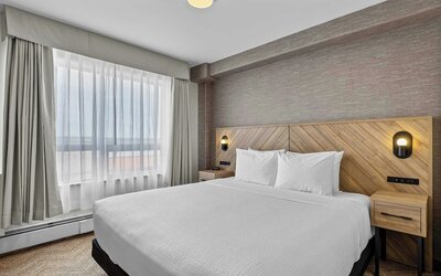 Sandman Hotels & Suites Calgary West