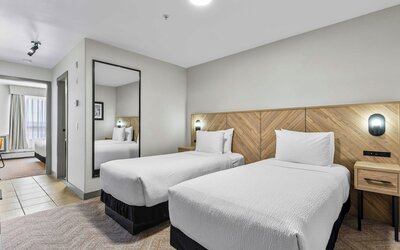 Sandman Hotels & Suites Calgary West