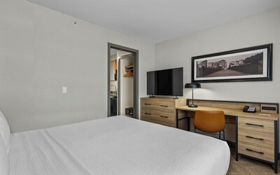 Sandman Hotels & Suites Calgary West