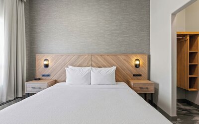 Sandman Hotels & Suites Calgary West