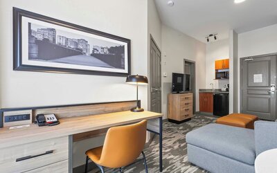 Sandman Hotels & Suites Calgary West
