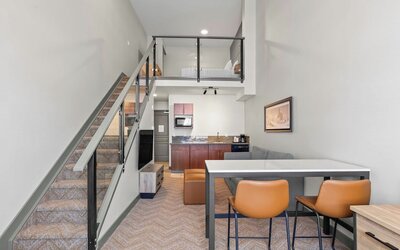 Sandman Hotels & Suites Calgary West