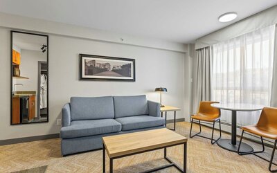 Sandman Hotels & Suites Calgary West