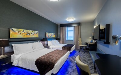 Applause Hotel by CLIQUE