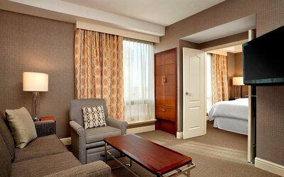 Sheraton Suites Calgary Eau Claire
