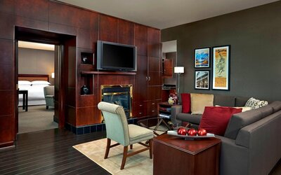 Sheraton Suites Calgary Eau Claire