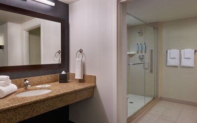 Courtyard by Marriott Calgary Airport