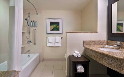 Courtyard by Marriott Calgary Airport