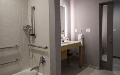 Hyatt Place Indianapolis / Fishers