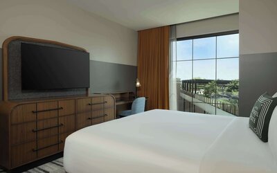 Hotel Nickel Plate Fishers, Tapestry Collection By Hilton