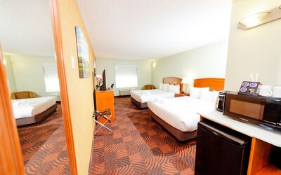 Service Plus Inns and Suites Calgary
