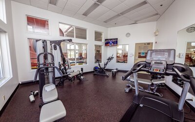 Service Plus Inns and Suites Calgary