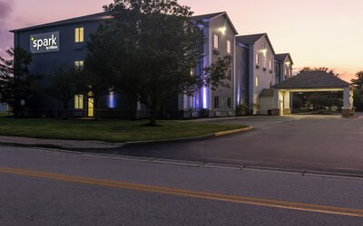 Spark by Hilton Indianapolis Northeast Fishers