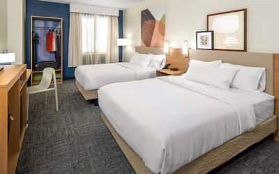 Spark by Hilton Indianapolis Northeast Fishers