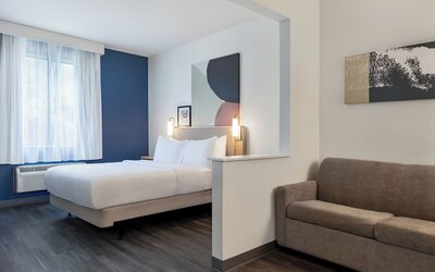 Spark by Hilton Indianapolis Northeast Fishers