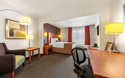 Wingate by Wyndham Calgary