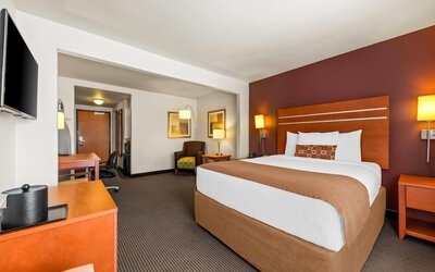 Wingate by Wyndham Calgary