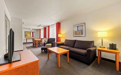 Wingate by Wyndham Calgary