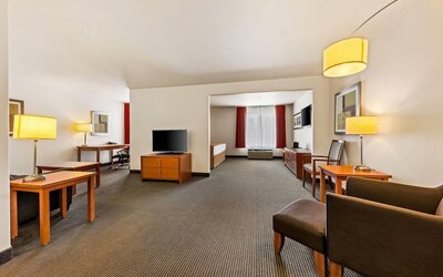 Wingate by Wyndham Calgary