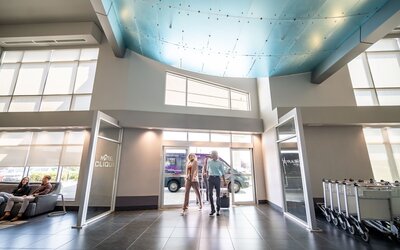 Hotel Clique Calgary Airport
