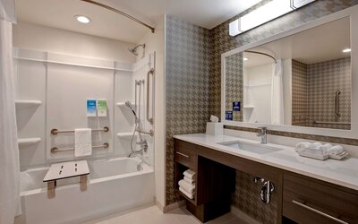 Home2 Suites by Hilton Carmel Indianapolis