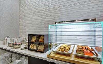 Embassy Suites by Hilton Plainfield Indianapolis Airport