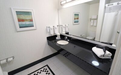 Fairfield Inn & Suites by Marriott Des Moines Airport