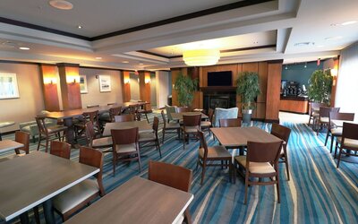 Fairfield Inn & Suites by Marriott Des Moines Airport