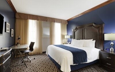Des Lux Hotel