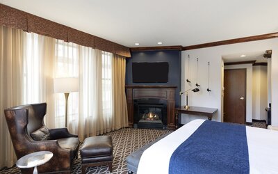 Des Lux Hotel