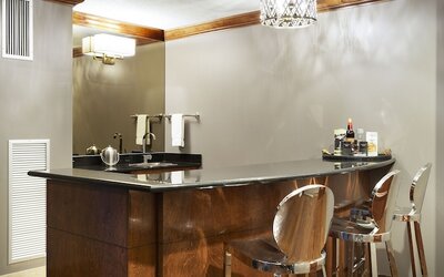 Des Lux Hotel