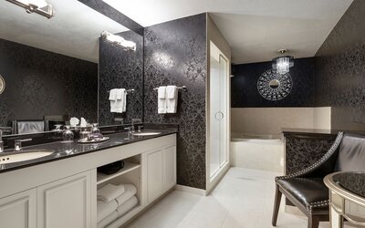 Des Lux Hotel