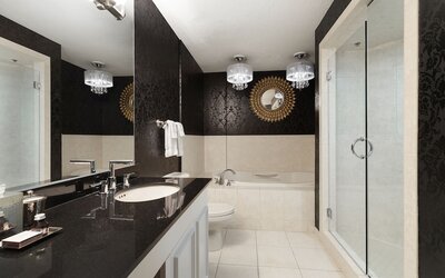 Des Lux Hotel