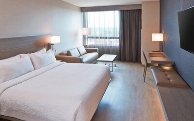 AC Hotel Des Moines East Village