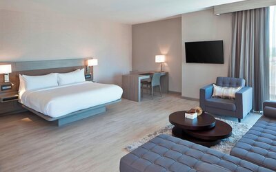 AC Hotel Des Moines East Village