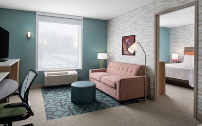 Home2 Suites by Hilton Des Moines at Drake University