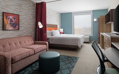 Home2 Suites by Hilton Des Moines at Drake University