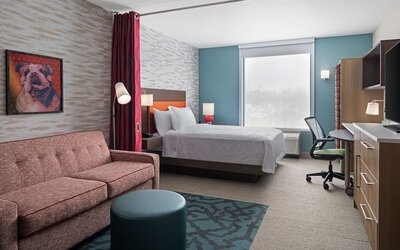 Home2 Suites by Hilton Des Moines at Drake University