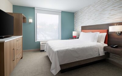Home2 Suites by Hilton Des Moines at Drake University