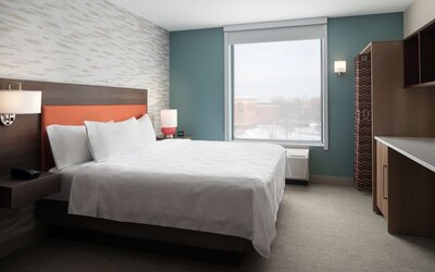 Home2 Suites by Hilton Des Moines at Drake University