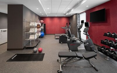 Home2 Suites by Hilton Des Moines at Drake University