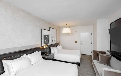 Hotel Fort Des Moines, Curio Collection by Hilton
