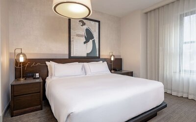 Hotel Fort Des Moines, Curio Collection by Hilton