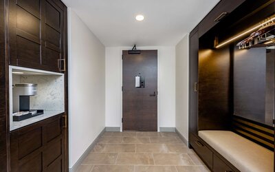 Hotel Fort Des Moines, Curio Collection by Hilton