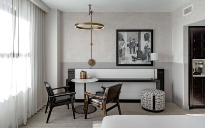 Hotel Fort Des Moines, Curio Collection by Hilton