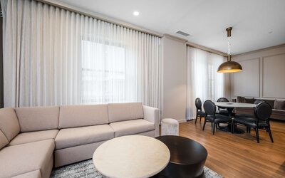 Hotel Fort Des Moines, Curio Collection by Hilton
