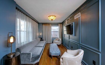 Hotel Fort Des Moines, Curio Collection by Hilton