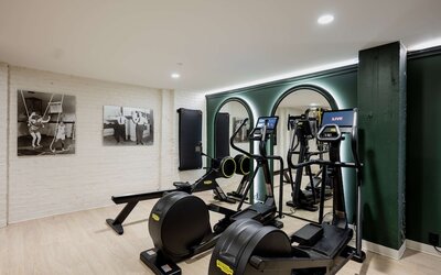 Hotel Fort Des Moines, Curio Collection by Hilton